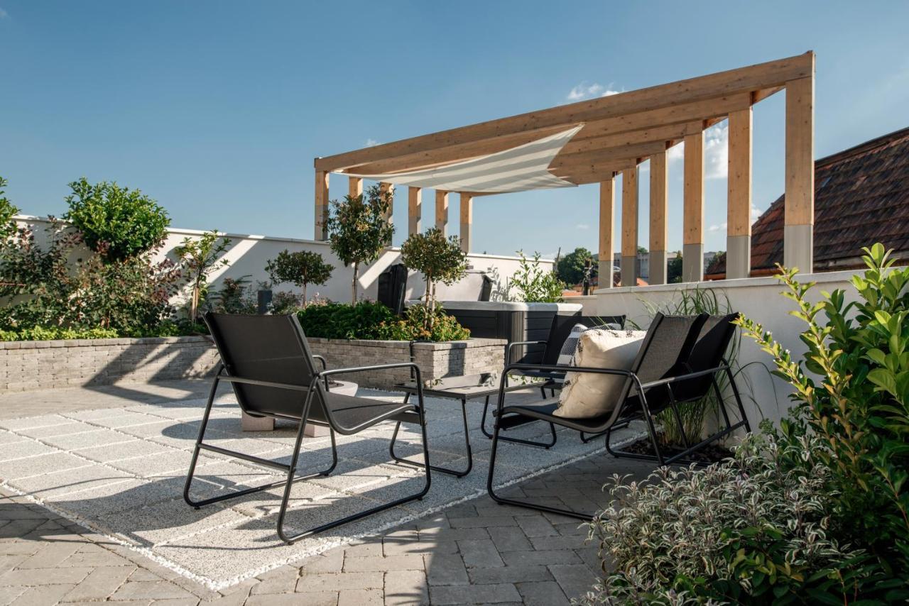 Loftlakasom**** Aparthotel Veszprem Exterior photo