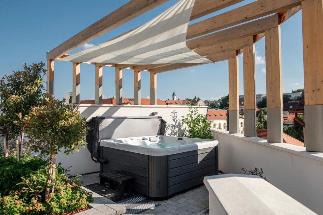 Loftlakasom**** Aparthotel Veszprem Exterior photo